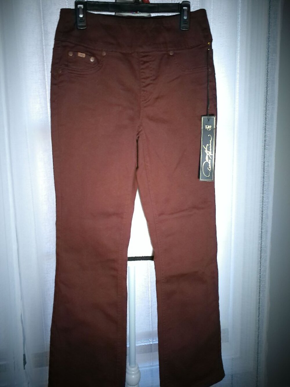DG2 by Diane Gilman NWT 5 Pocket Pull-On Virtual Stretch Bootcut Brown Jeans MP